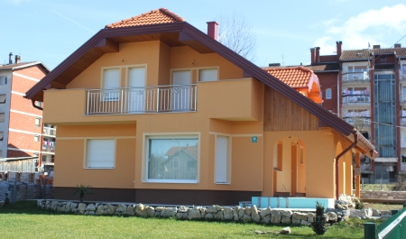 Porodična kuća